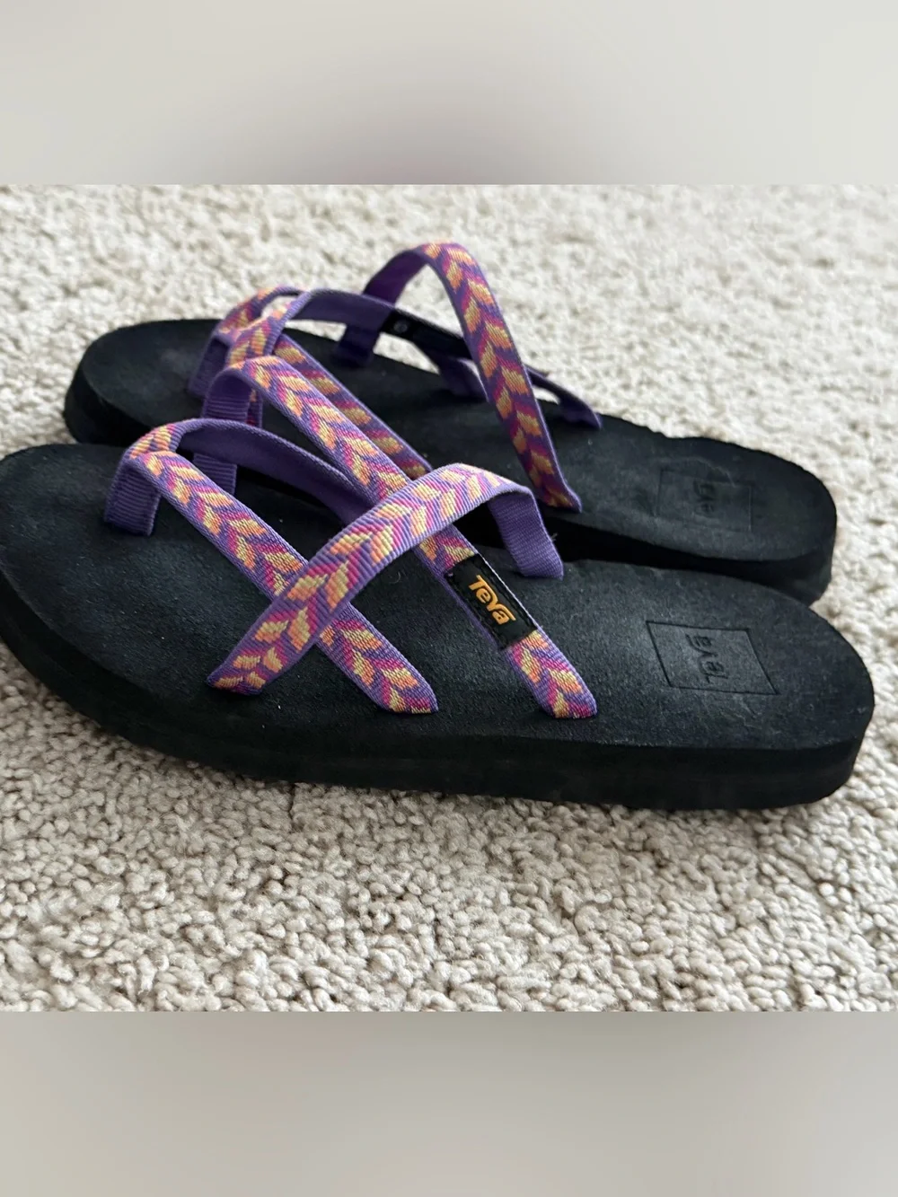 Teva Olowahu Youth Sandals Size 3 Purple Multi Geometric Comfort Flip Flops